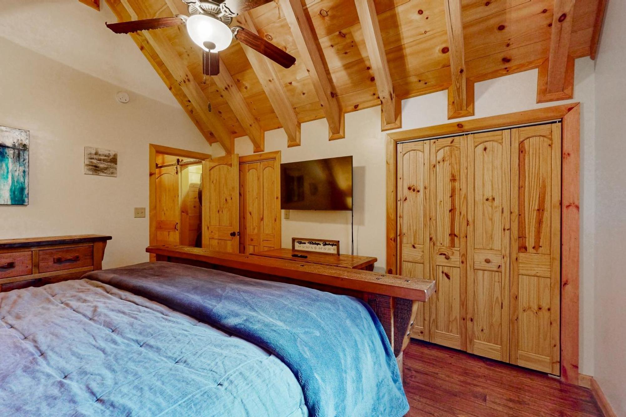 Simply Devine At Water'S Edge Villa Blue Ridge Eksteriør billede